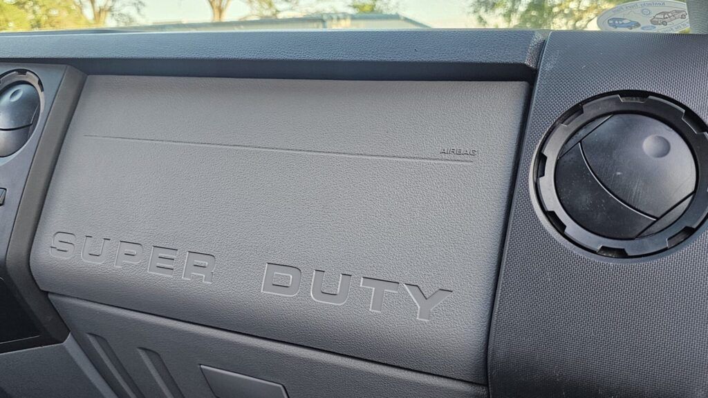 2015 Ford F-450 4x4 Landscape Dump Truck - Photo 52 of 94