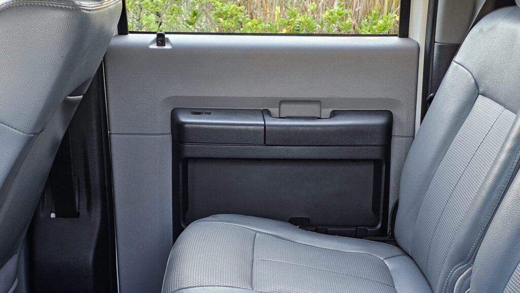 2015 Ford F-450 4x4 Landscape Dump Truck - Photo 59 of 94