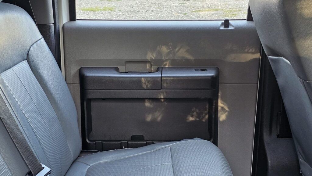 2015 Ford F-450 4x4 Landscape Dump Truck - Photo 61 of 94
