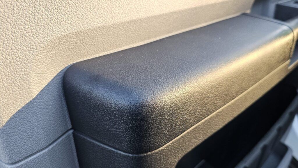 2015 Ford F-450 4x4 Landscape Dump Truck - Photo 64 of 94