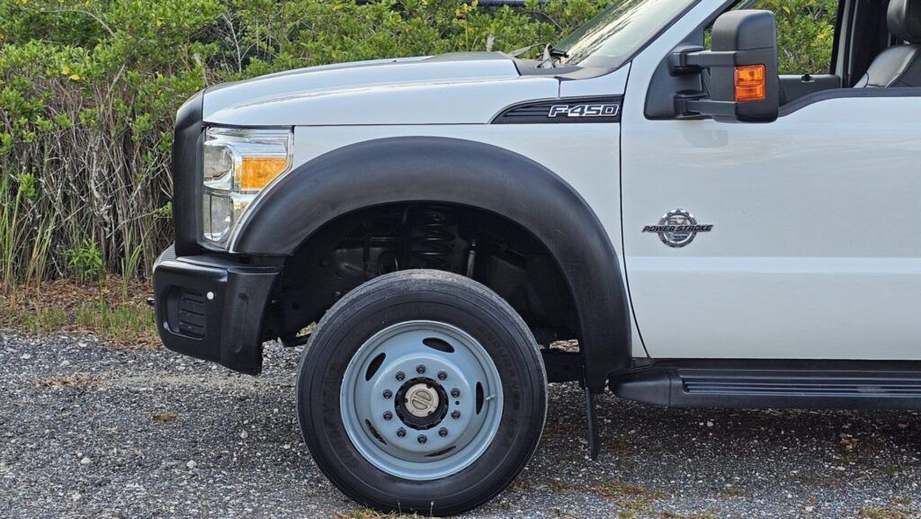2015 Ford F-450 4x4 Landscape Dump Truck - Photo 79 of 94