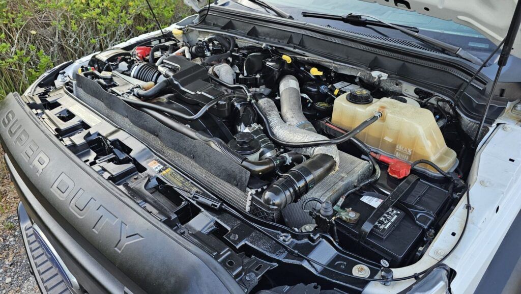 2015 Ford F-450 4x4 Landscape Dump Truck - Photo 84 of 94