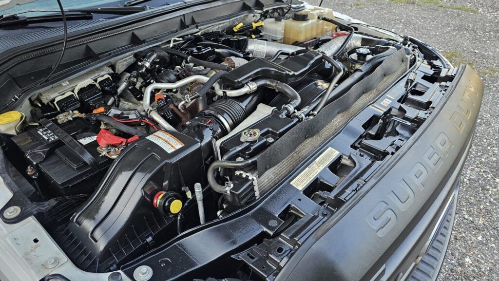 2015 Ford F-450 4x4 Landscape Dump Truck - Photo 86 of 94