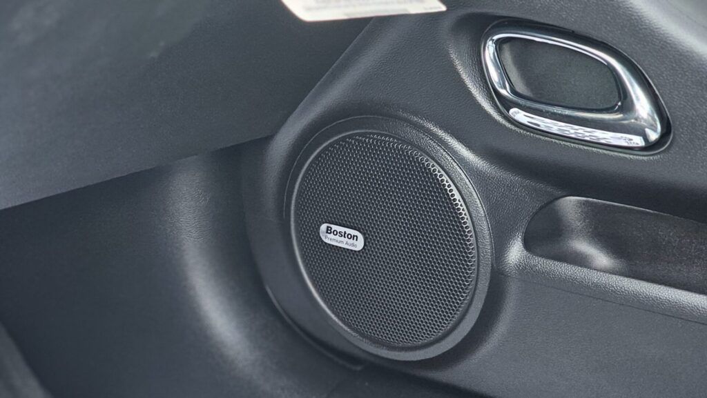 2010 Chevrolet Camaro 2SS - Photo 90 of 160