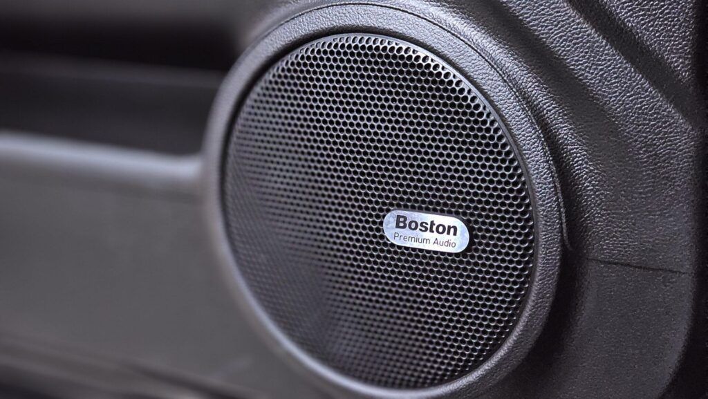 2010 Chevrolet Camaro 2SS - Photo 153 of 160